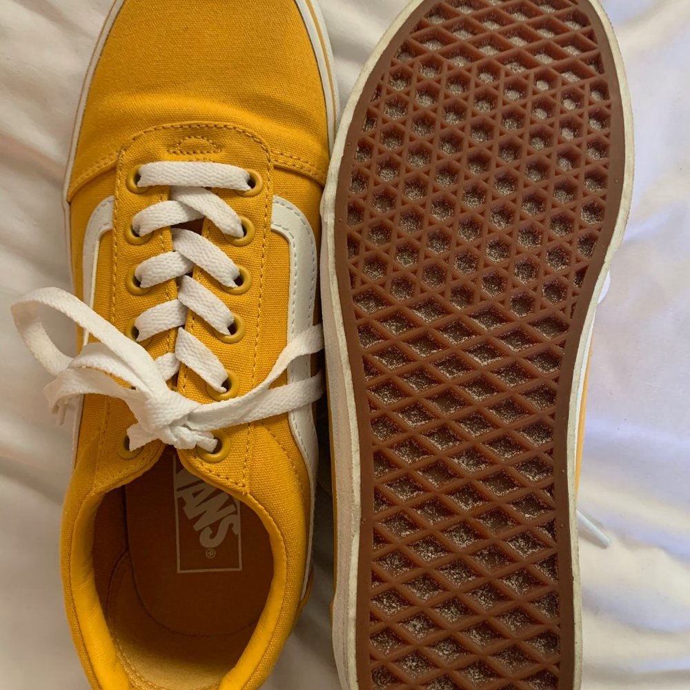 VANS - Ward Low Top Sneaker 8.5